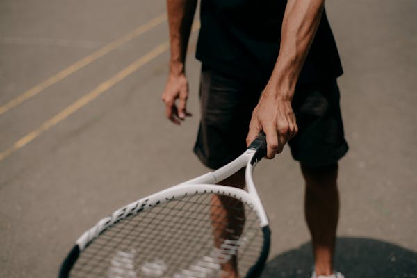 Tennis Grip Customization: Overgrip, Replacement Grip, and Lead Tape